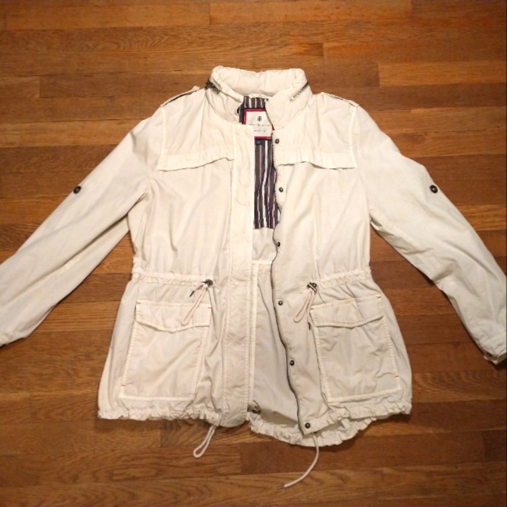 Tommy Hilfiger
